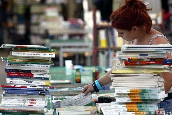 Iniziano le scuole e le spese lievitano. Ecco quanto costa il corredo scolastico