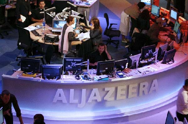 Egitto, arrestati sei giornalisti al Jazeera