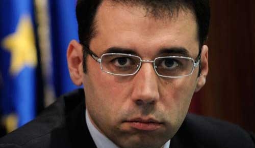 Intervista a Peluffo. Rai, guida e politiche editoriali emergenza del Paese. Il caso “Mission”