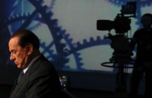 B. annuncia nuovo video messaggio. Qualcuno intende far rispettare la legge?