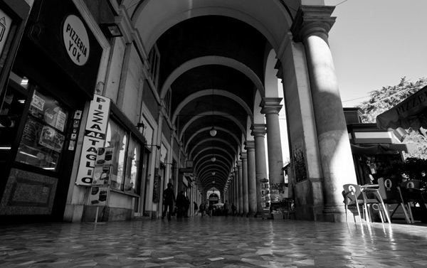New York Times. Piazza Vittorio, il cuore della Roma multietnica. IL VIDEO