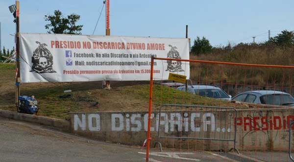 Rifiuti. Il presidio contro la discarica a Falcognana denuncia la censura