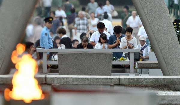 Un minuto di silenzio per ricordare Hiroshima. La pace è l’unica alternativa