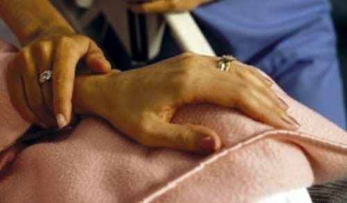 Assistenza domiciliare, i malati vengono abbandonati nei week end