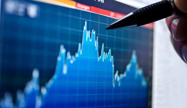 Crescita caotica e disoccupazione stabile. Borse europee ko