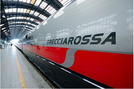 Codacons denuncia. Biglietti triplicati per chi viaggia verso il Sud