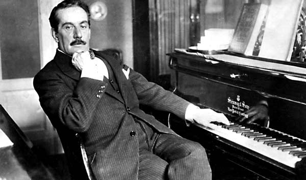 Le melodie di Puccini nel  Gran Teatro sulla riva del Lago