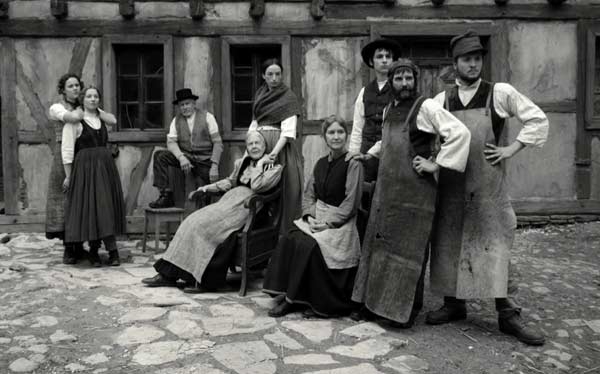Venezia 70. “Die andere heimat”: quattr’ore di film e quatt’ore d’applausi