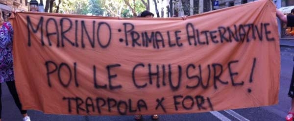Fori Imperiali. Contro la pedonalizzazione commercianti bloccano Via Merulana