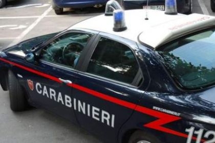 Strangola la ex dopo settimane di persecuzione. Arrestato