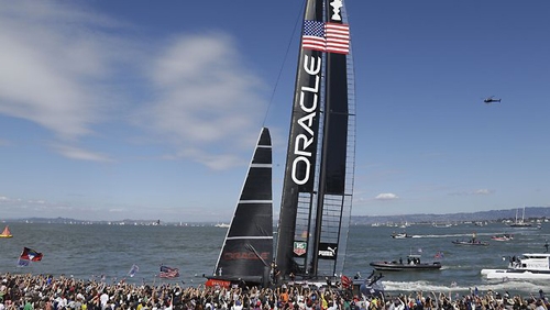 Vela. America’s Cup: Finale da brivido. Oracle e New Zealand sono sull’8-8. Stasera la regata decisiva