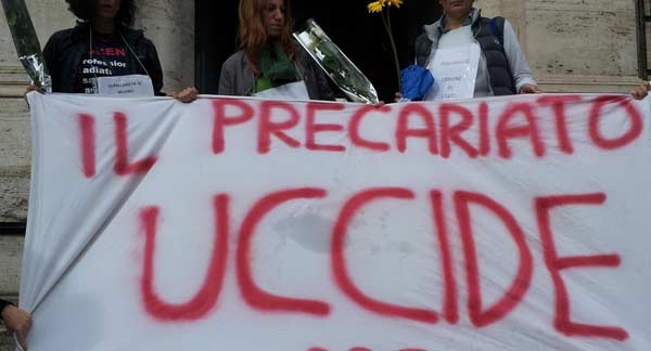 Scuola. Precari occupano uffici Usp. Basta usa e getta