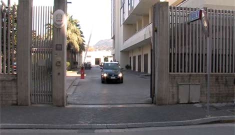 Madere picchia selvaggiamente compagna del figlio. Arrestata