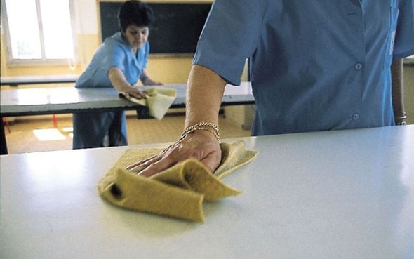 Appalti di pulizia nelle scuole. Proclamato lo stato di agitazione