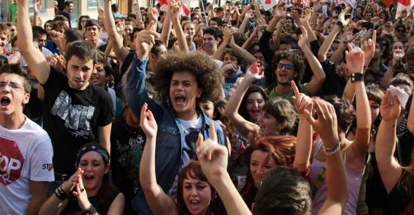 Il paradosso dello studentismo. Un dibattito feroce