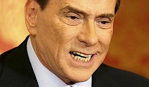 Berlusconi chiede i servizi sociali. L’istanza depositata in Procura