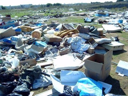 Rifiuti. Scoperta discarica abusiva a Latina