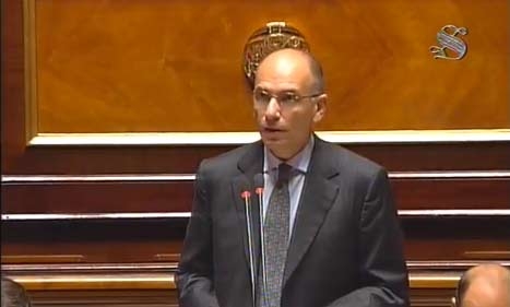 Fiducia a Letta. Berlusconi votà sì, una furbata per creare caos. LA DIRETTA STREAMING