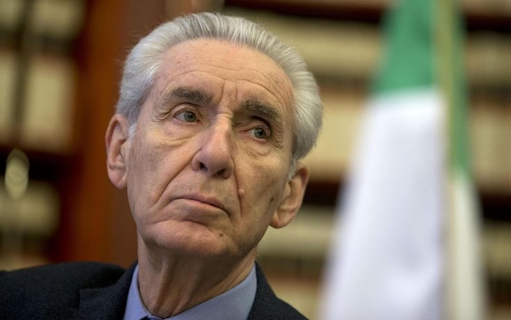 Intervista a Stefano Rodotà. “Sabato in piazza per la Costituzione. Cambiamo la politica”