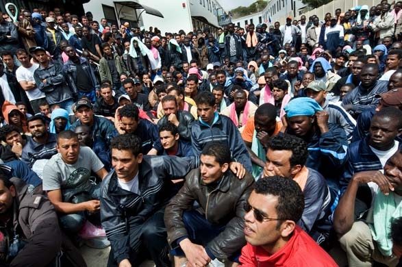Lampedusa. Naufragio, fermato scafista