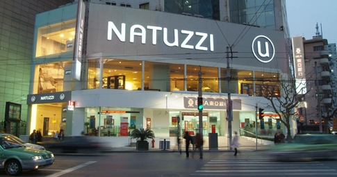 Gruppo Natuzzi. Siglata l’intesa evitati oltre 1700 licenziamenti. Controllo per l’applicazione