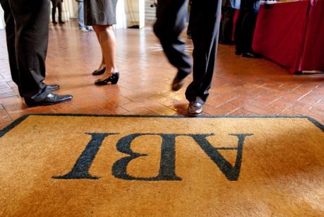 Bancari. Sciopero generale contro la disdetta del contratto