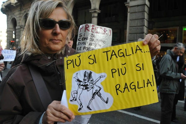 Il coordinamento scuole di Roma scende in piazza contro il taglio Gelmini di 130mila posti