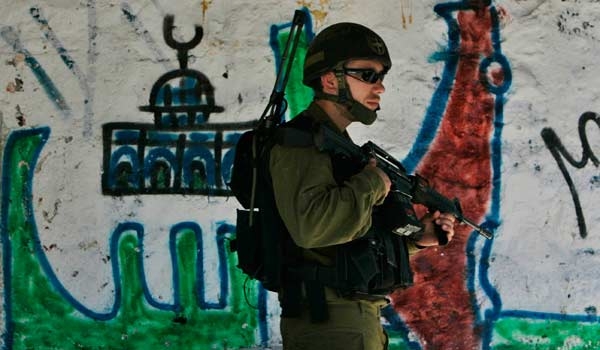 Soldato israeliano colpito a morte su di un autobus