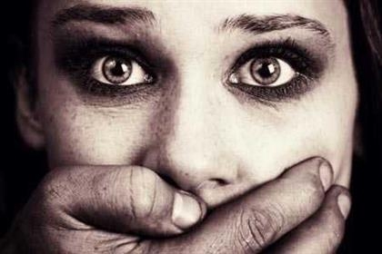 Femminicidio. Alla camera le parlamentari leggono i monologhi di “Ferite a morte”