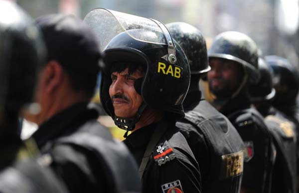 Banglasdesh. Condannati a morte 153 militari per ammutinamento