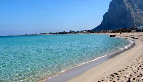 Vendita spiagge. Il Pd nessun accordo col Pdl. Marcia indietro di 9 senatori Democratici