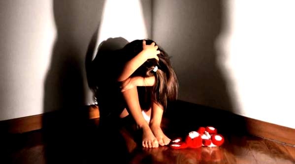 Baby prostituta a 13 anni, 14enne violentata dal branco. Volto di una società malata