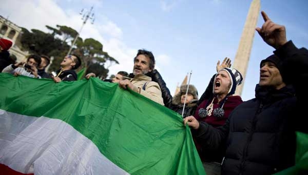 Forconi a Roma. Meno di tremila in Piazza del Popolo