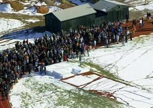 Emergenza armi: ennesima sparatoria in un liceo degli USA