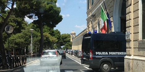 Violentava la figlia di 6 anni. In manette il padre 60enne