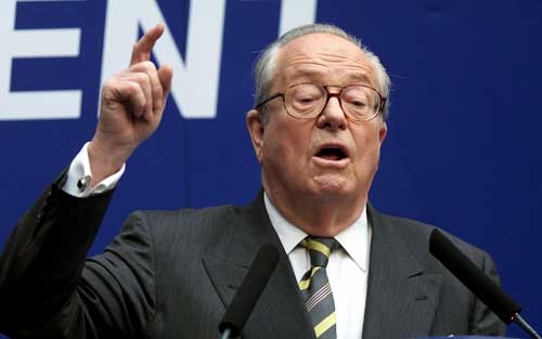 Francia. Le Pen condannato per ingiurie contro i rom