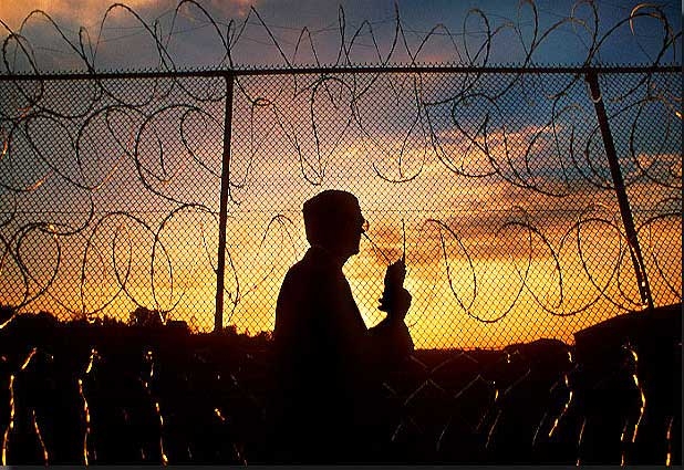 Carceri. I fuggiaschi tra burocrazia e istituzioni omertose