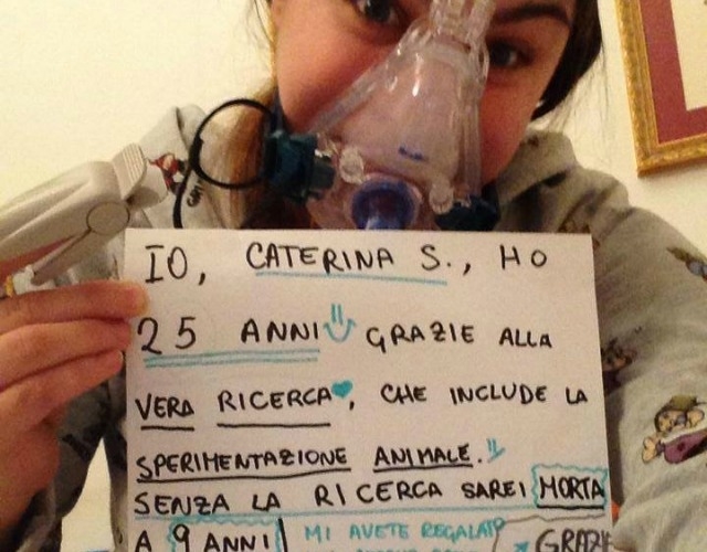 “Caterina Simonsen muori”: piccoli squadristi crescono
