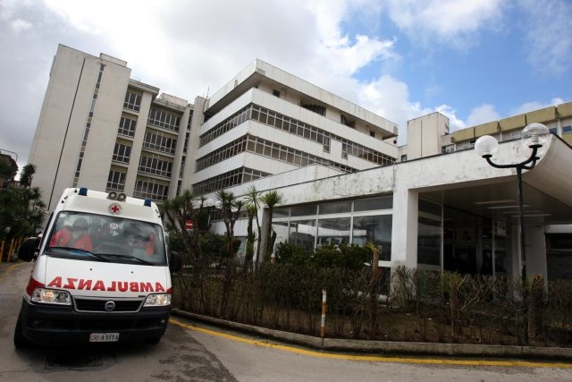 Potenza. Giovane 28enne perde il lavoro e si da fuoco. E’ grave