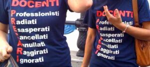 Scuola, stop alla restituzione dei 150 euro. Salvi gli scatti d’anzianità degli insegnanti