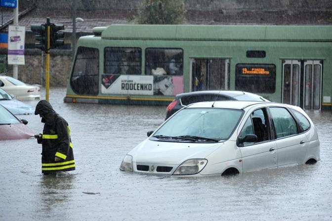 Meteo. Nubifragio a Roma, è caos