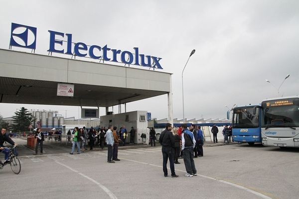 Electrolux. Il governo solleciti un piano industriale