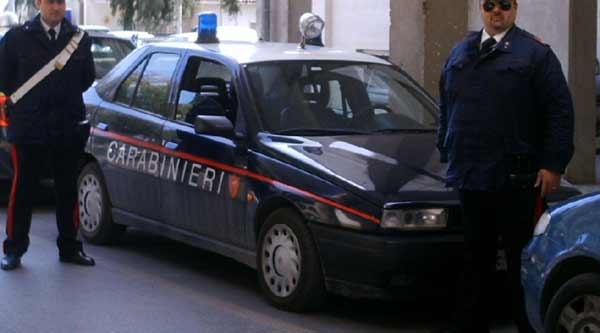 Non paga affitto e zio gli spara. Due arresti
