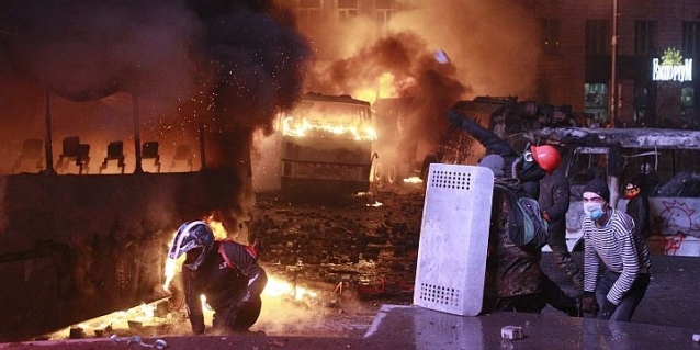 Ucraina, sgomberato ministero della Giustizia. Alta tensione