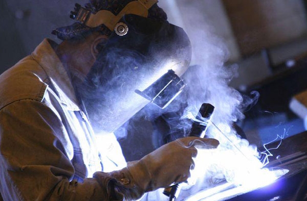 Per l’Italia arriva un dato positivo. Sale il fatturato dell’industria