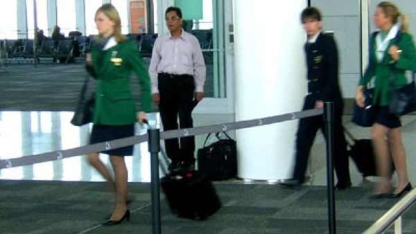 Alitalia. Il cda si riunisce, stipendi pagati in corner
