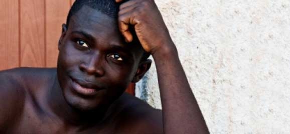 Il Senato abroga il reato di clandestinità. Ora più diritti