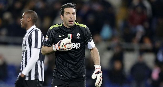 La Juve  pareggia con la Lazio,  la Roma vince a Verona e va a  -6