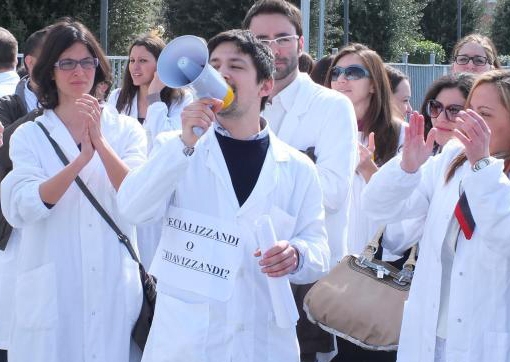 Formazione e Sanità: drastica diminuzione degli specializzandi
