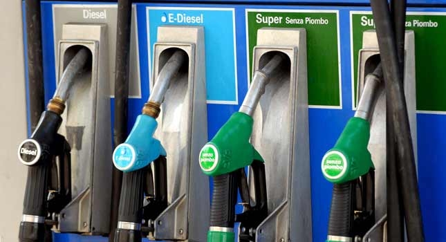 Da sabato nuovo aumento dei carburanti